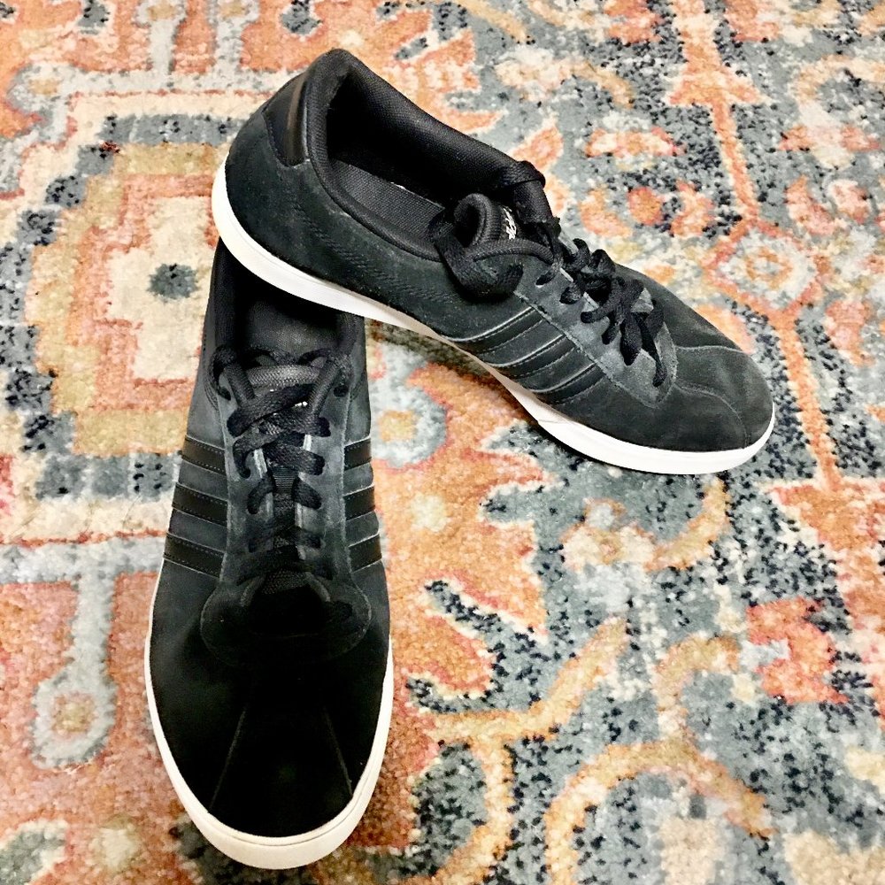 ADIDAS Black Suede Black Stripe Courtset BB967 Sneakers Shoes Womens Size 10